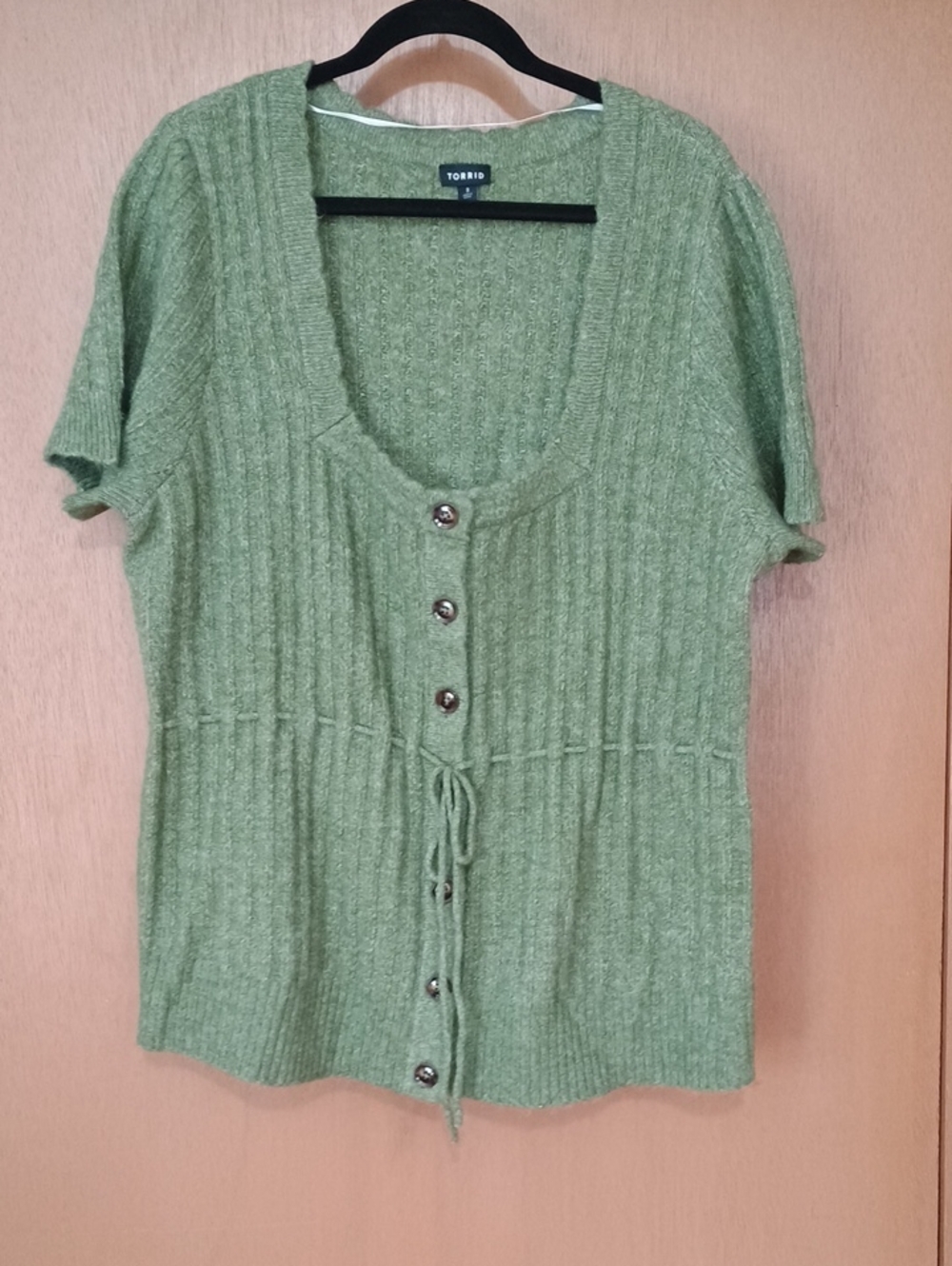 torrid green short-sleeve buttoned drawstring cardigan